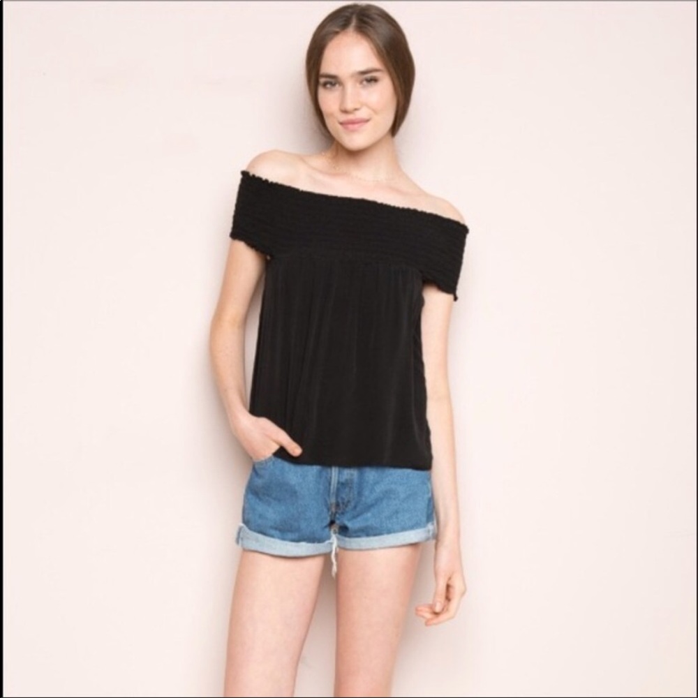 Brandy Melville black off shoulder top